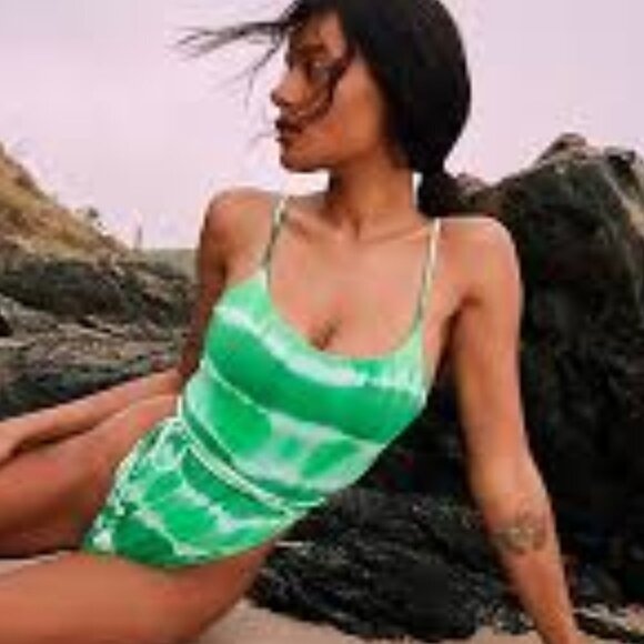 New Free People Martha Rey Holly One-Piece Swimsuit $258 - Picture 1 of 5